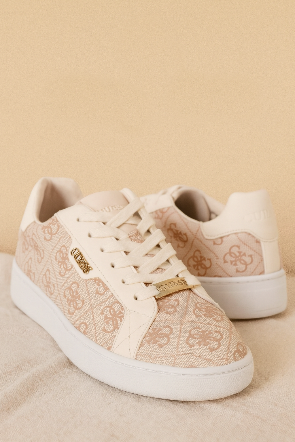 GUESS Women's Renzy Sneaker
