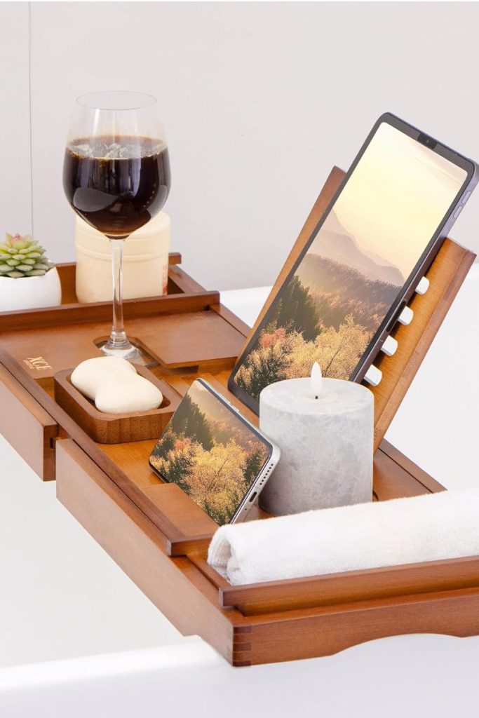 XcE Bathtub Caddy Tray Expandable to 105cm with Bamboo Book Stand and Soap Tray, Brown