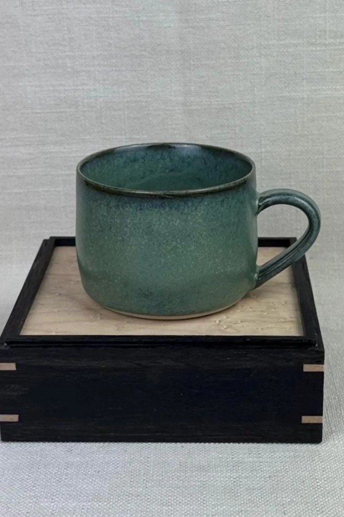 Hand Thrown Stoneware Mug in Organic Green Glaze, Ceramic Coffee Cup with handle
