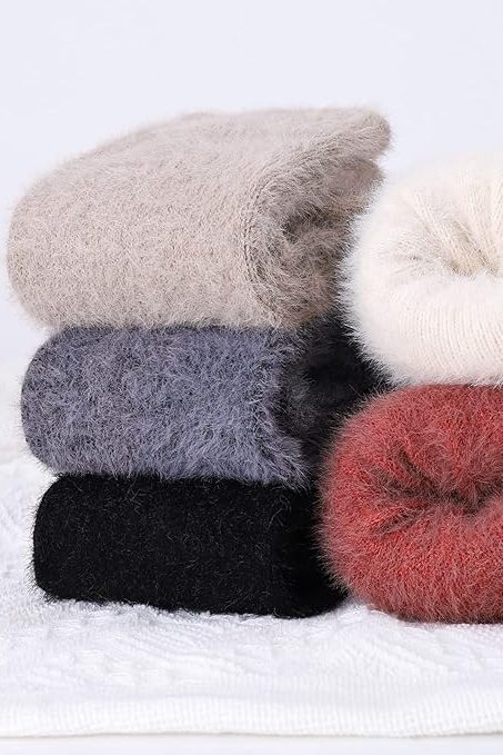 5 Pairs Fuzzy Soft Cozy Comfortable Socks for Women, Casual Sleep Comfy Socks, Perfect Warm Winter Gifts for Women