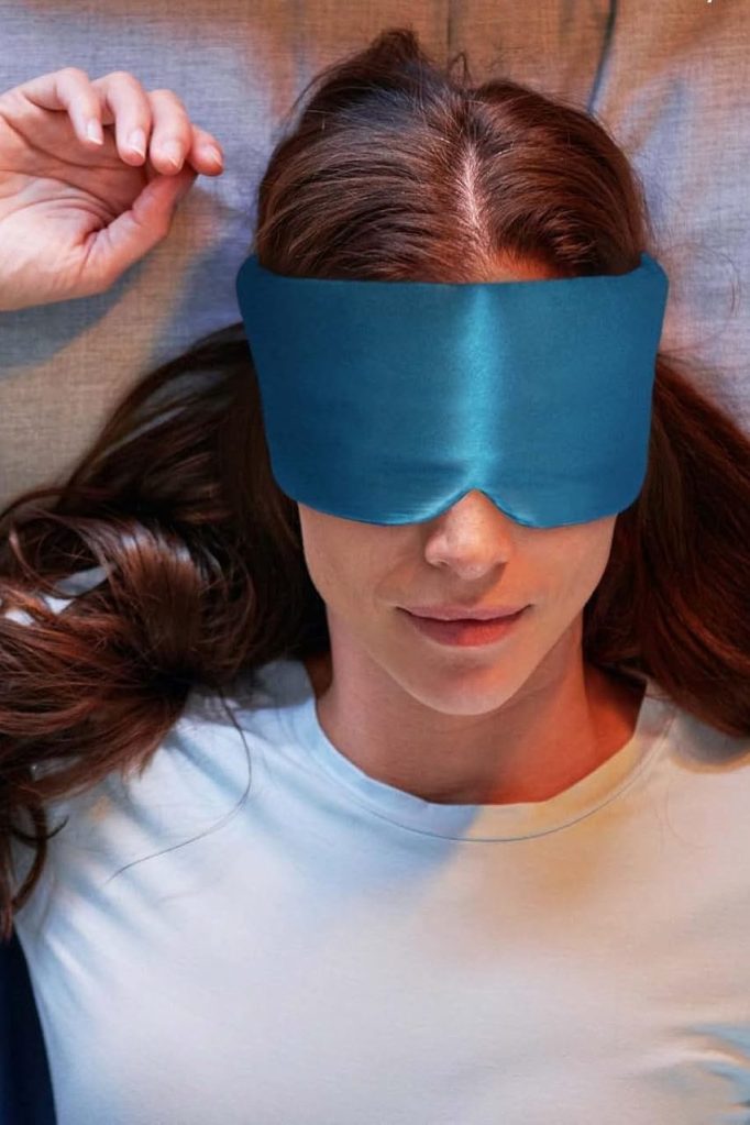 100% Natural Silk Eye Mask for Women Men, Soft Pressureless Cooling Blackout Eye Covers for Sleeping, Large Size Sleep Mask fits All Heads Adjustable, 1PC, Vivid Blue