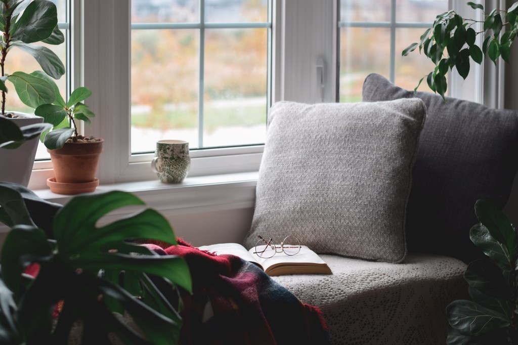 Best Cozy Gifts for Book Lovers: Reading Essentials That Earn Their Place