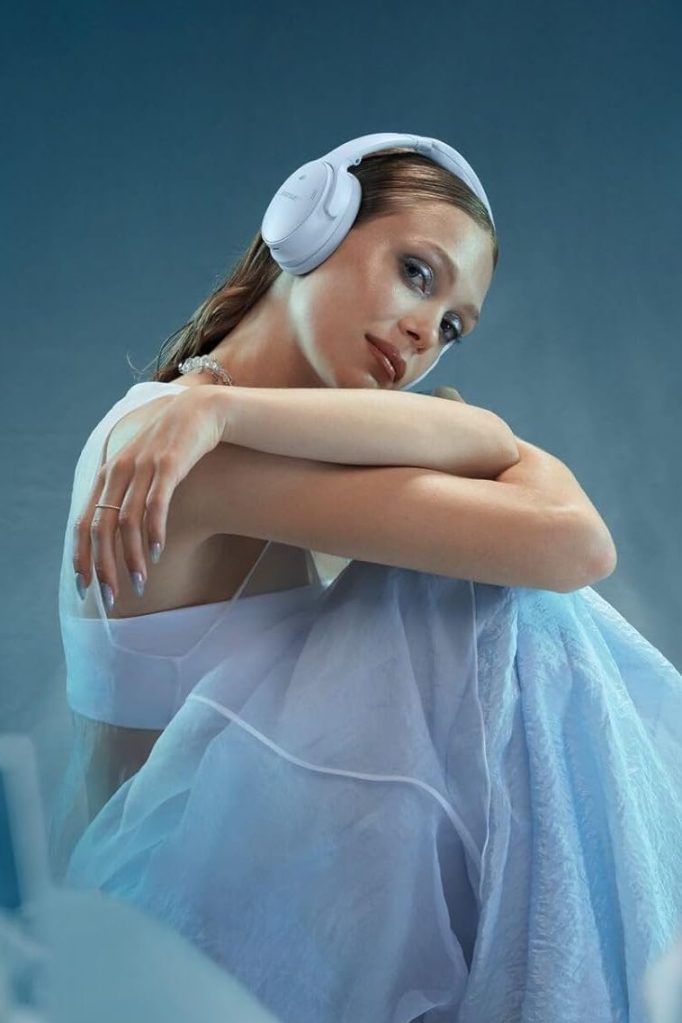 Bose QuietComfort Headphones Bundle with Fast Charger - Wireless Bluetooth Over-Ear Noise Cancelling Headphones with Mic, USB-C Charging, Deep Bass, Up to 24 Hours Playtime (Ice Blue)